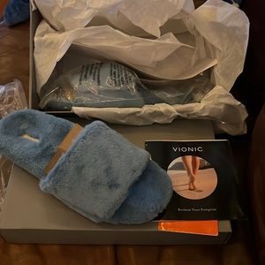 Vionic house shoes